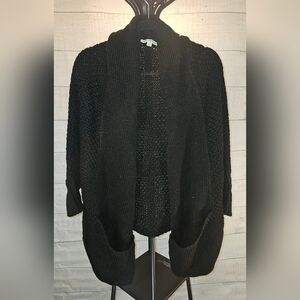 DAVI & DANI Black Open-Front Cardigan